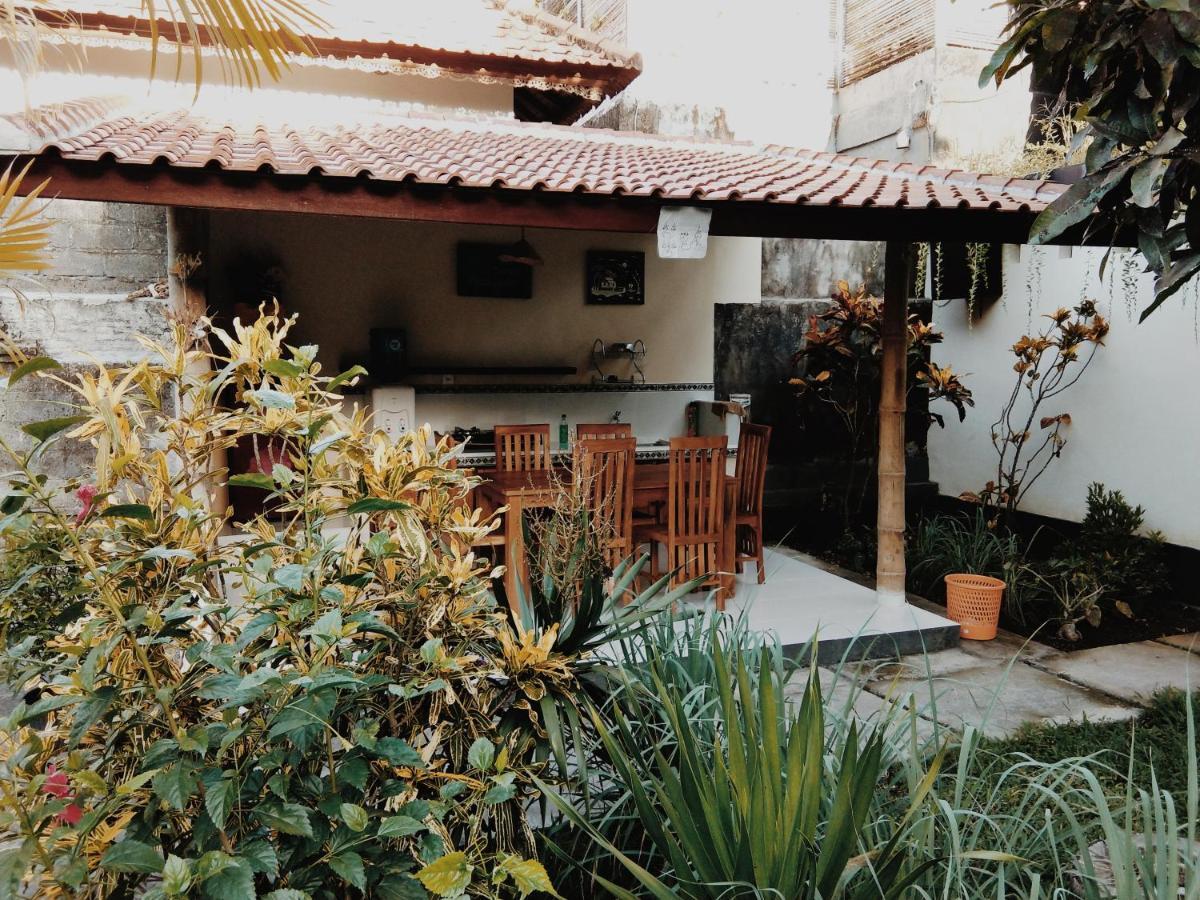 Honey Home Stay Canggu Exterior foto