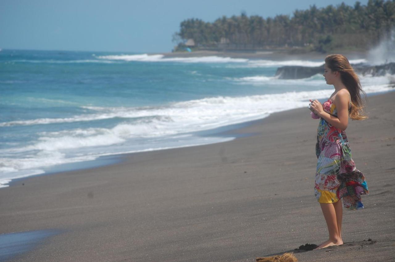 Honey Home Stay Canggu Exterior foto